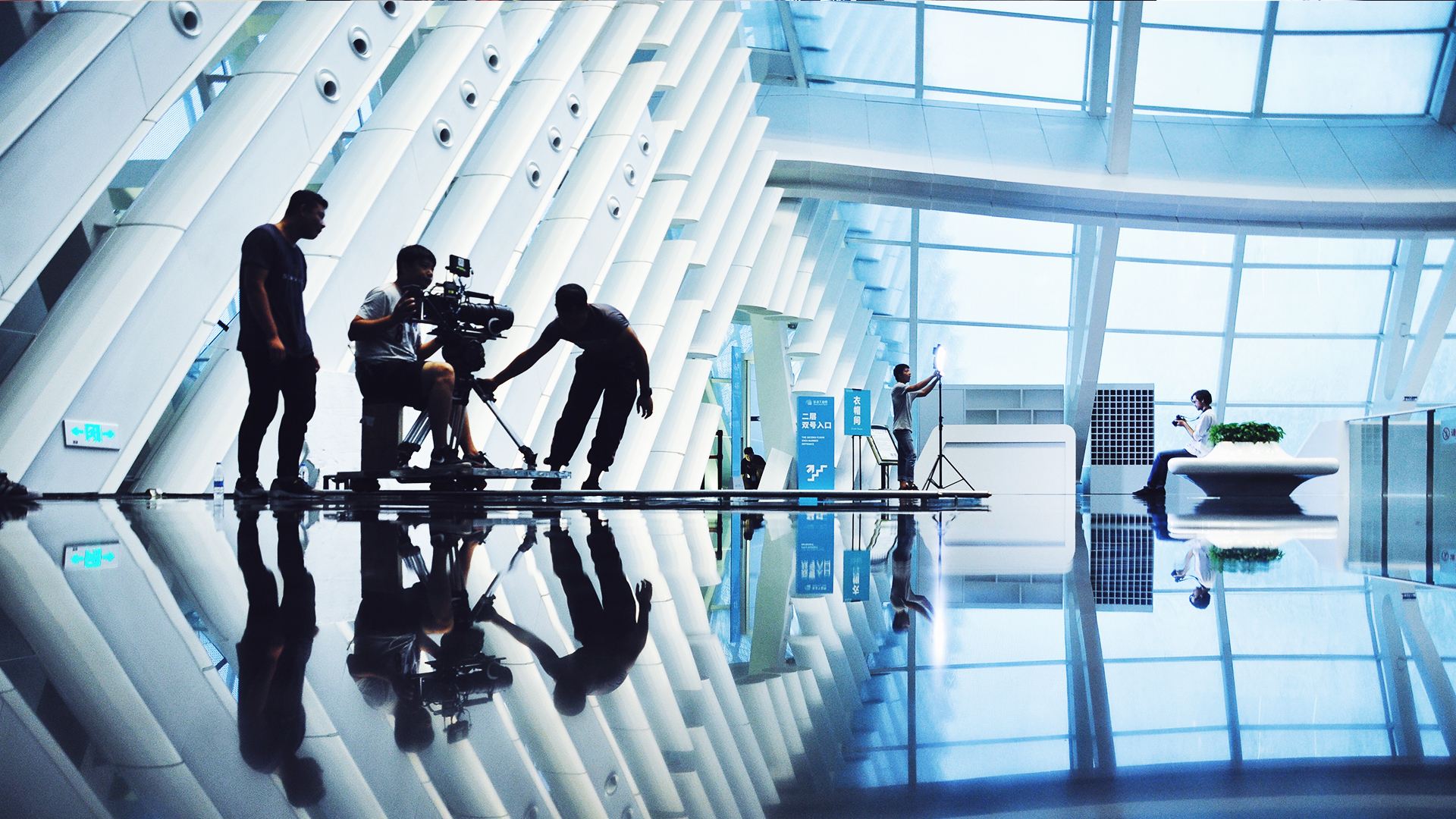 一部成功產(chǎn)品廣告片該如何拍攝？